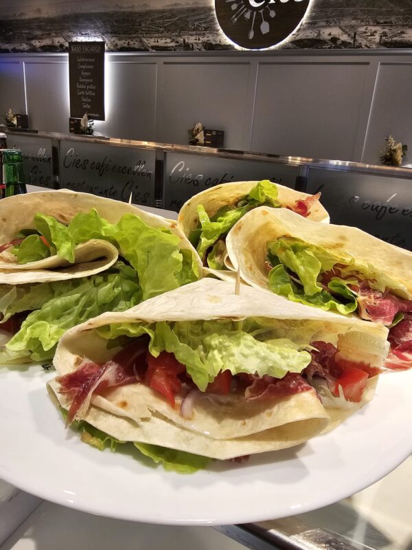 Vegetal con Jamón y Queso de Cabra